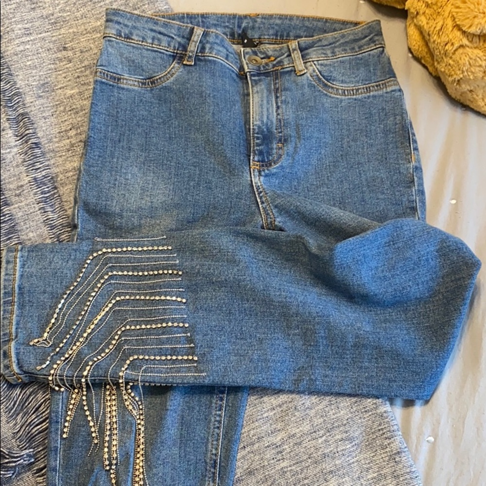 Jeans with jewel detail